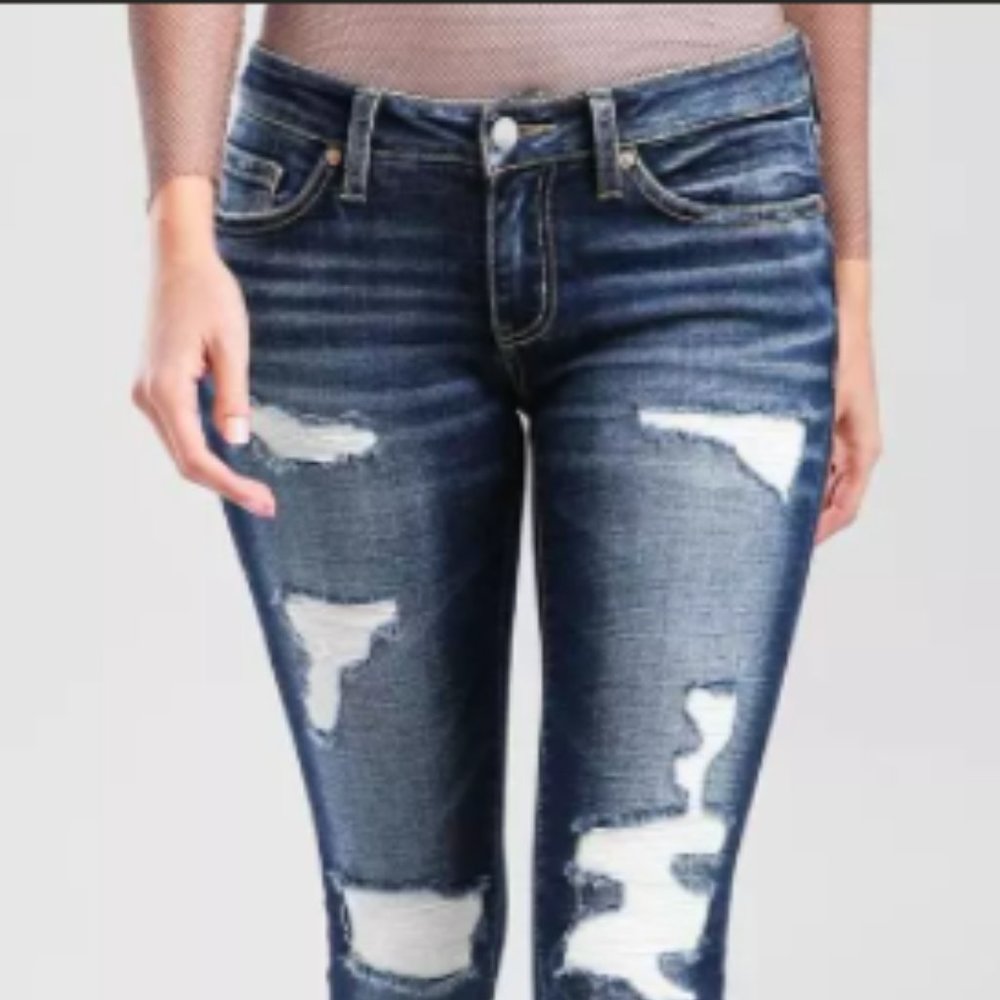 Buckle BKE Stella Slim Fit Low Rise Ankle Skinny Jean